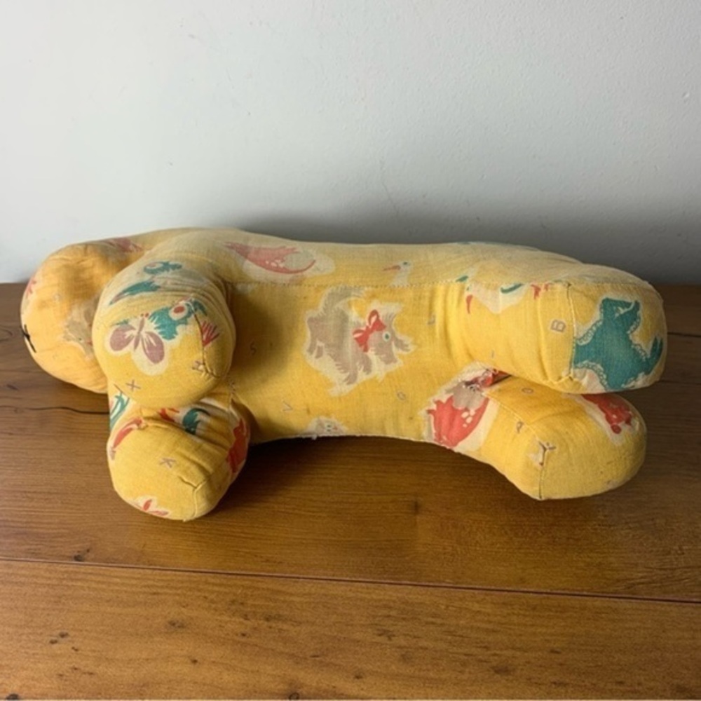 Vintage Antique Dog Shaped Pillow Worn - Picture 10 of 11